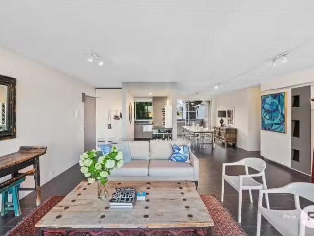 Apartment for rent in Kangaroo Point, Greater Brisbane
