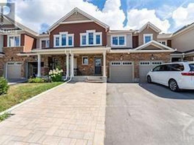 Townhouse for rent in Abbottsville Crossing, Ottawa