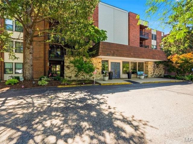Condo for sale in Saint Louis, Missouri