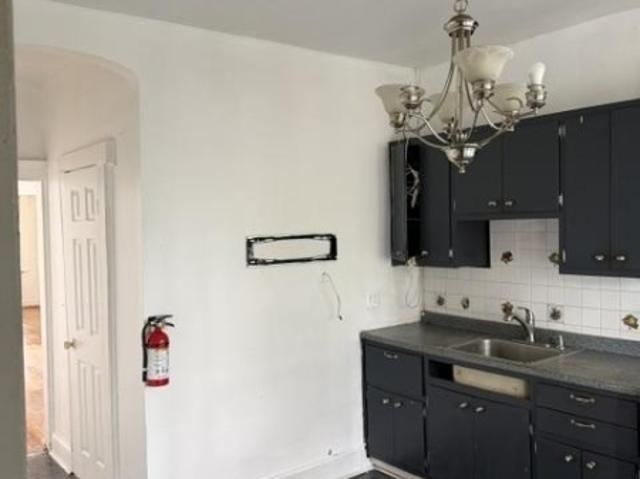 House for sale in Crane Square, Elizabeth