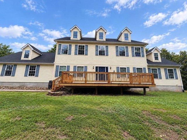 House for sale in Hardy, West Virginia