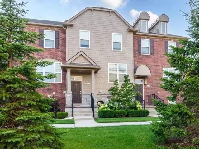 Condo for rent in Rochester Hills, Michigan