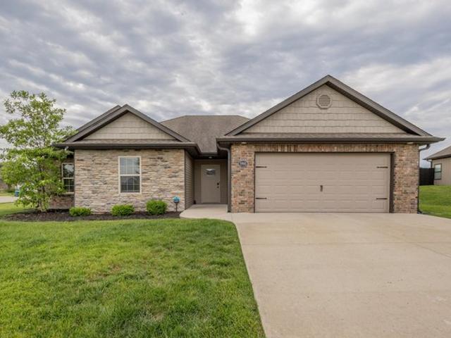 House for sale in Ashland, Missouri