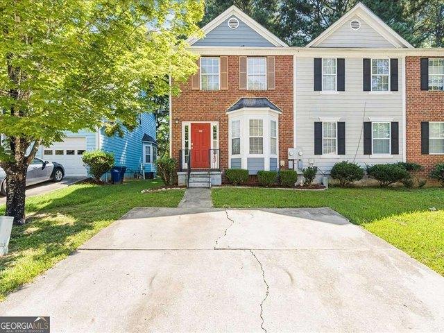 Townhouse for sale in College Park, Georgia