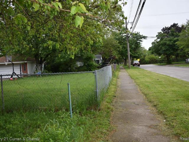 Land for sale in Dearborn Heights, Michigan