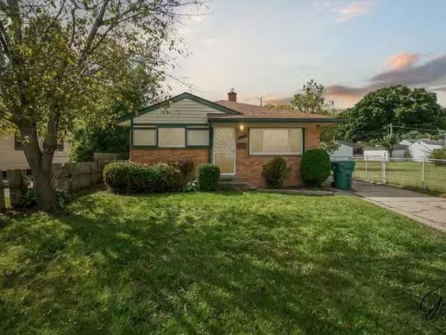 House for rent in Roseville