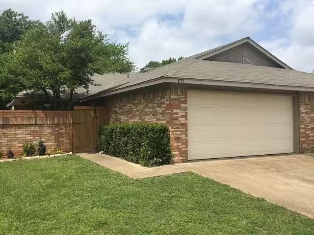 Condo for rent in Carrollton