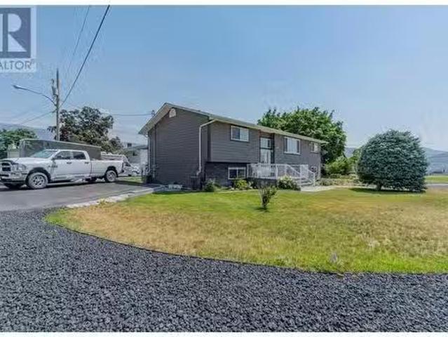 House for sale in Oliver, British Columbia