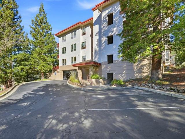 Condo for sale in Walnut Creek, California