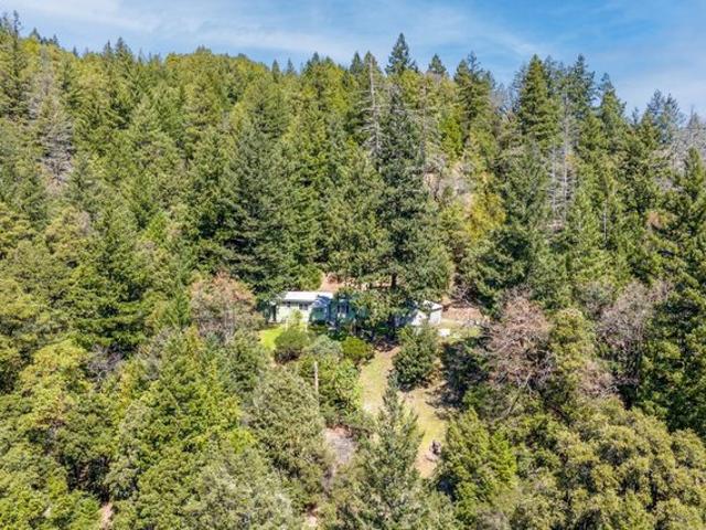 House for sale in Laytonville, California