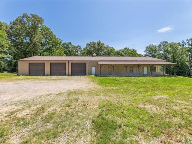 House for sale in Poplar Bluff, Missouri