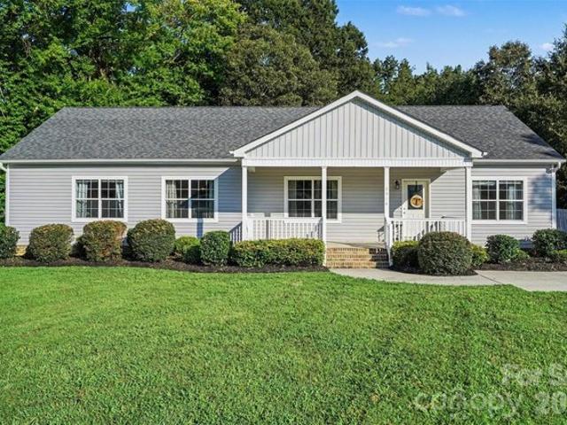 House for sale in Wingate, North Carolina