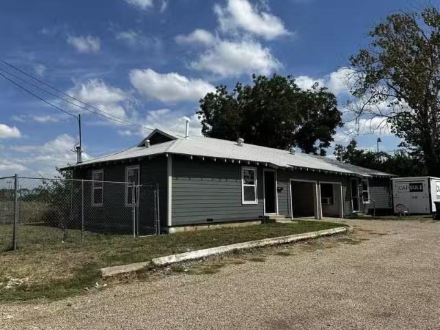 House for rent in Arlington