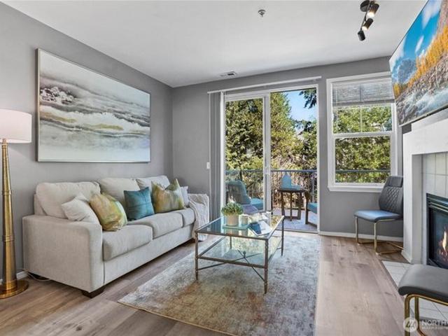 Townhouse for sale in Kent, Washington
