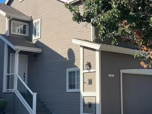 Condo for rent in Vallejo