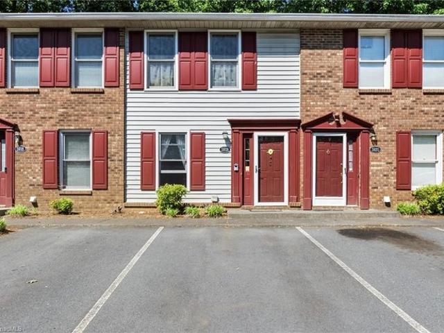 Condo for sale in Clemmons, North Carolina