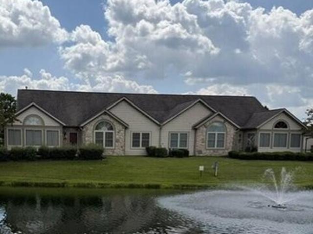 Condo for sale in Grove City, Ohio