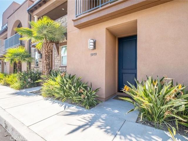 Townhouse for sale in Buena Park, California