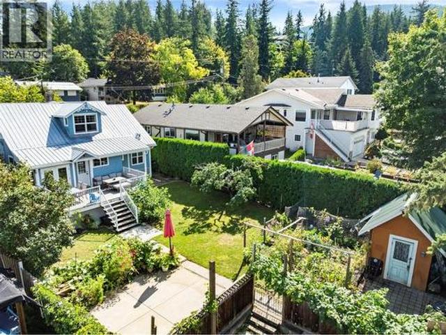House for sale in Salmon Arm, British Columbia