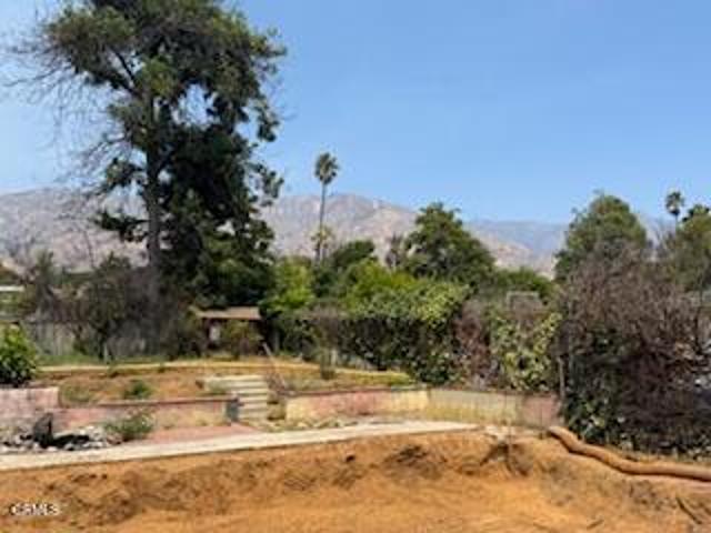 Land for sale in Altadena, California