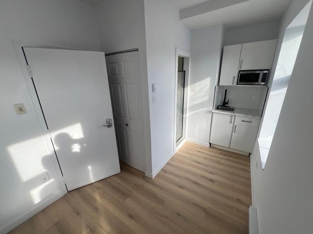 Apartment for rent in St. Leonard's, Quebec