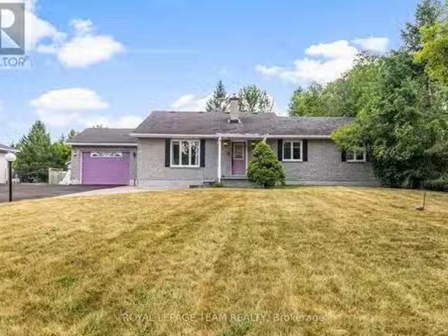 House for sale in Renfrew, Ontario