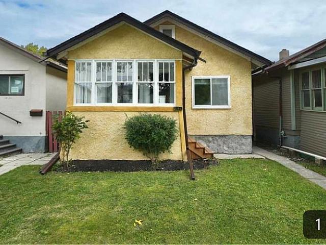 House for sale in Crosshill, Ontario