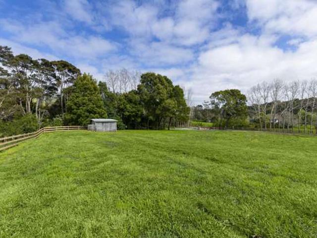 Land for sale in Kawau Island