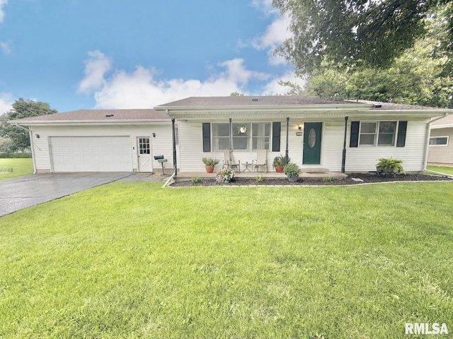 House for sale in Knoxville, Illinois