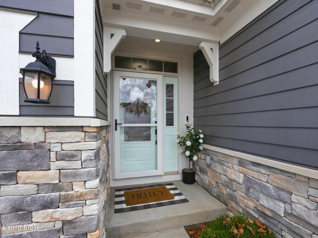 House for sale in Mount Washington, Bullitt County