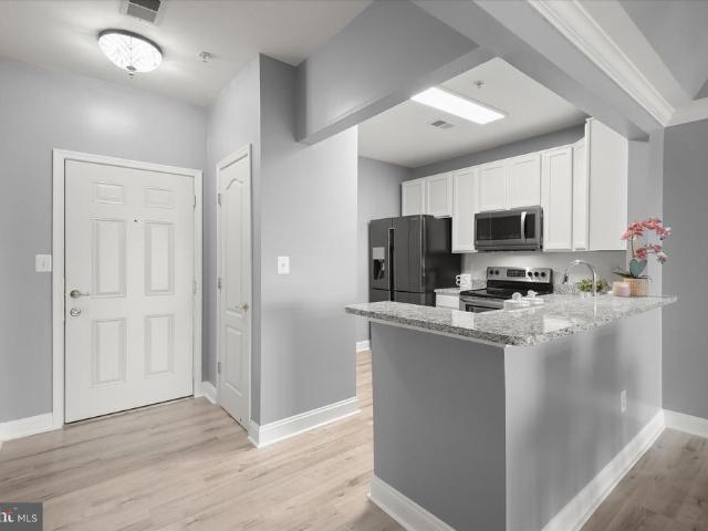 Condo for sale in Annapolis Junction, Maryland