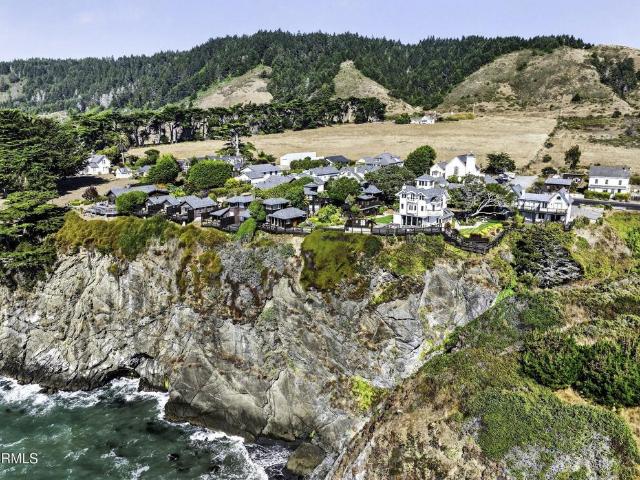Commercial for sale in Elk, California