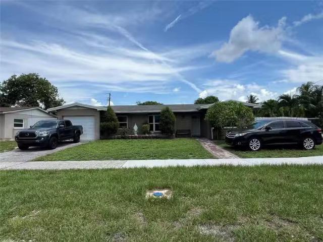 House for rent in Hollywood