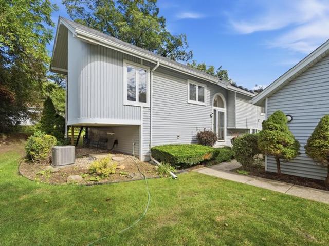 Condo for sale in Mount Pleasant, Racine County