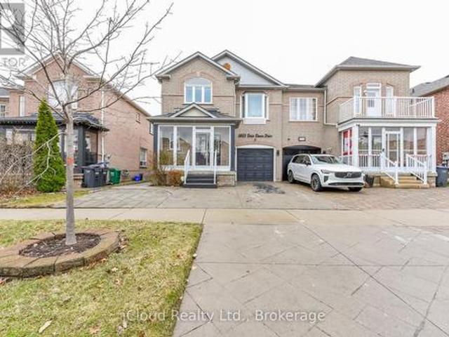 House for sale in Mississauga, Ontario