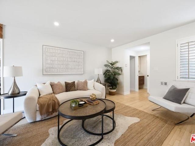 House for sale in Canoga Park, California