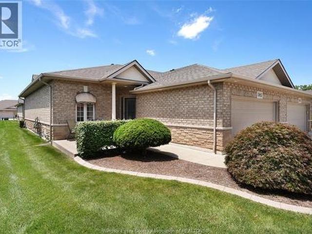 Townhouse for sale in Maidstone, Ontario