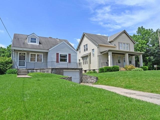 House for sale in Roselawn, Ohio
