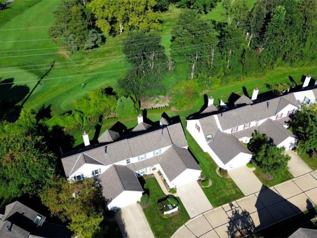 Condo for sale in Halle Farm, Willoughby