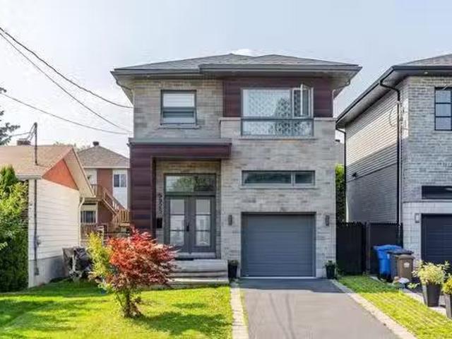 House for sale in Brossard, Quebec