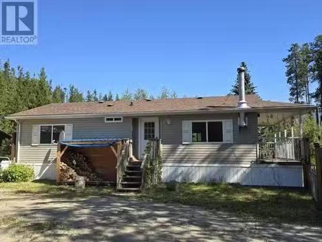 House for sale in Dunster, British Columbia