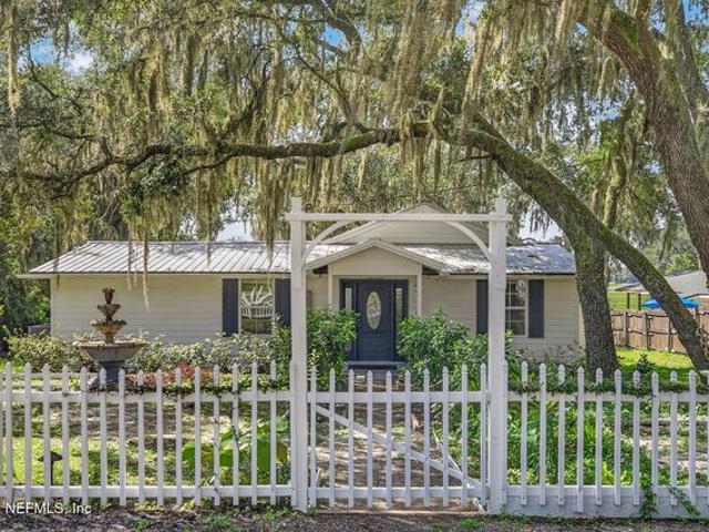 House for sale in Keystone Heights, Florida