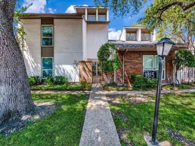 Condo for rent in Dallas