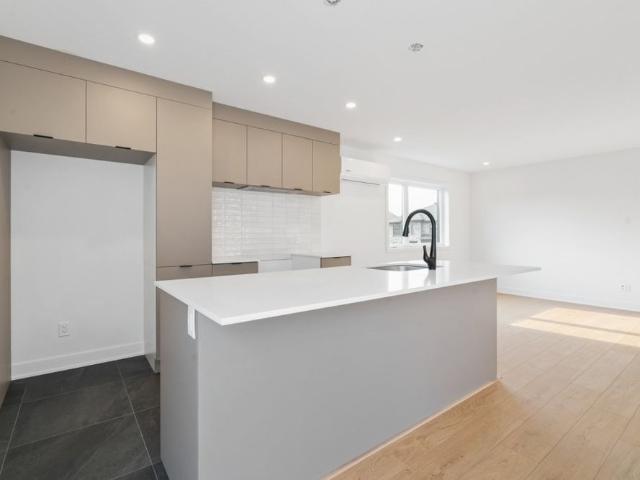 Apartment for rent in Auteuil, Quebec