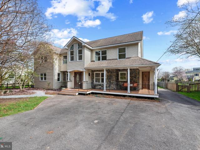 House for sale in Deale, Maryland