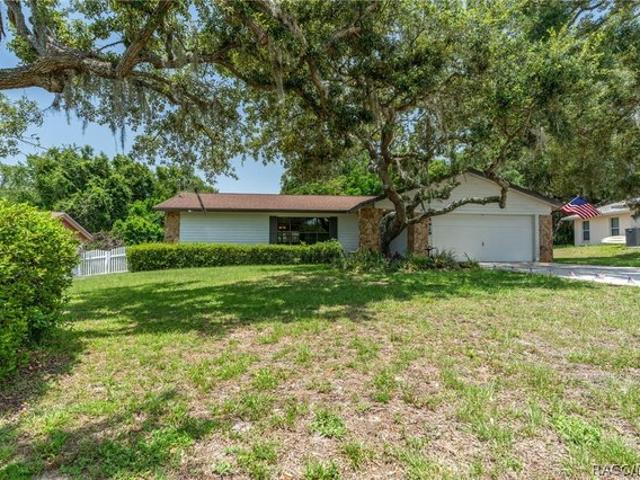 House for sale in Crystal River, Florida