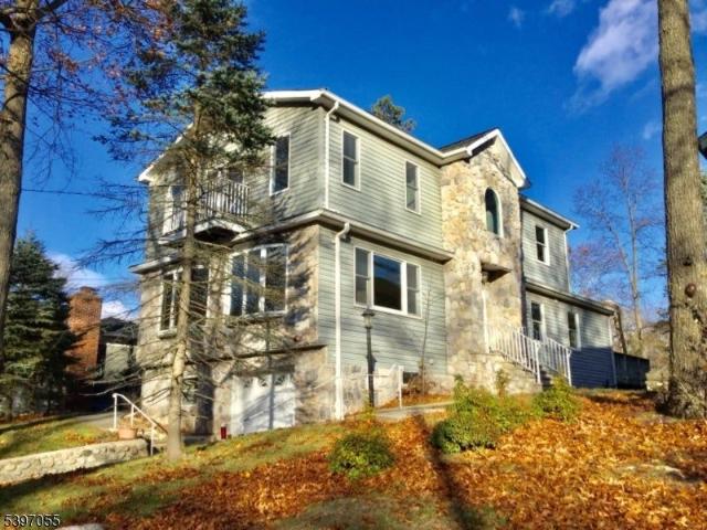 House for sale in Landing, New Jersey