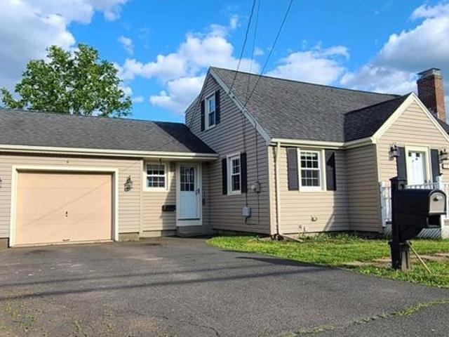 House for sale in Newington, Connecticut