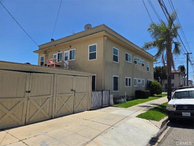 House for sale in Canoga Park, California
