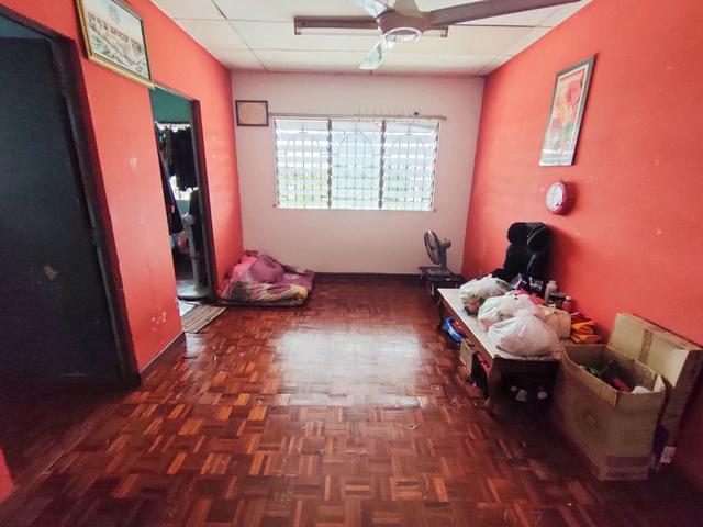 Flat for sale in Petaling, Alam Impian